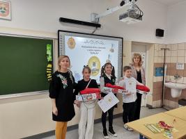 Sukces w VI Międzyszkolnym konkursie literowania w języku angielskim